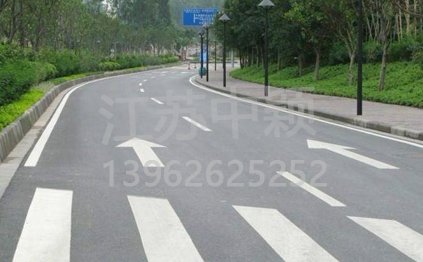 蘇州道路劃線基礎(chǔ)施工是怎么操作的呢？